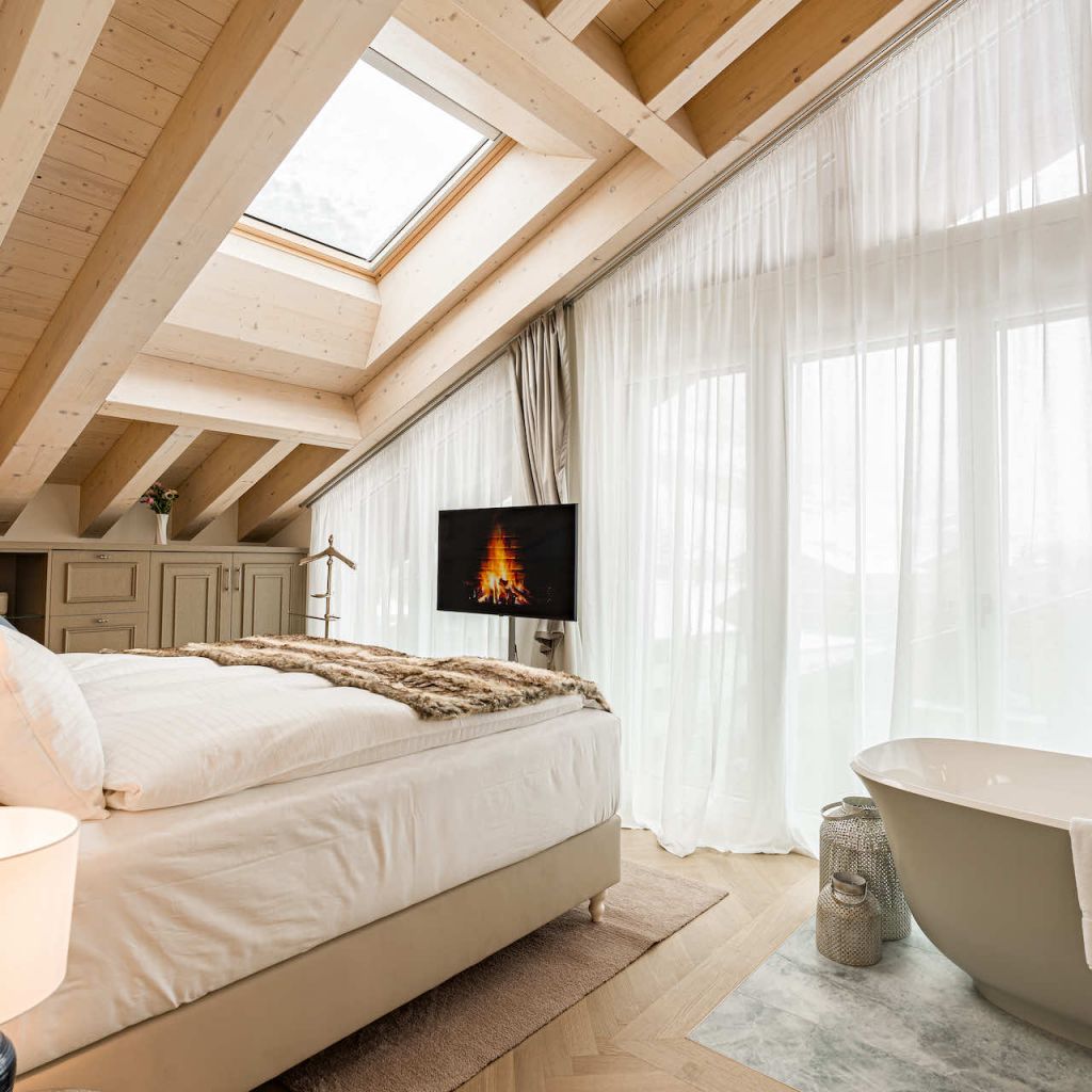 Etoile Penthouse Luxury Apartment