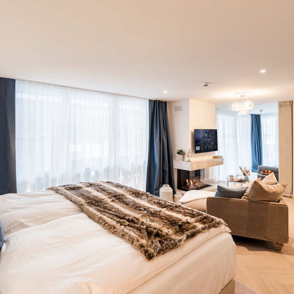 Etoile Junior Suite